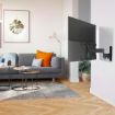 Immagine di Serie COMFORT- TVM 3463 Staffa girevole Extreme full-motion, per TV da 32 a 65 pollici, OLED