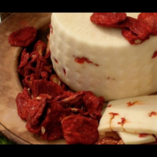 Immagine di Pecorino Artigianale con pomodori secchi 